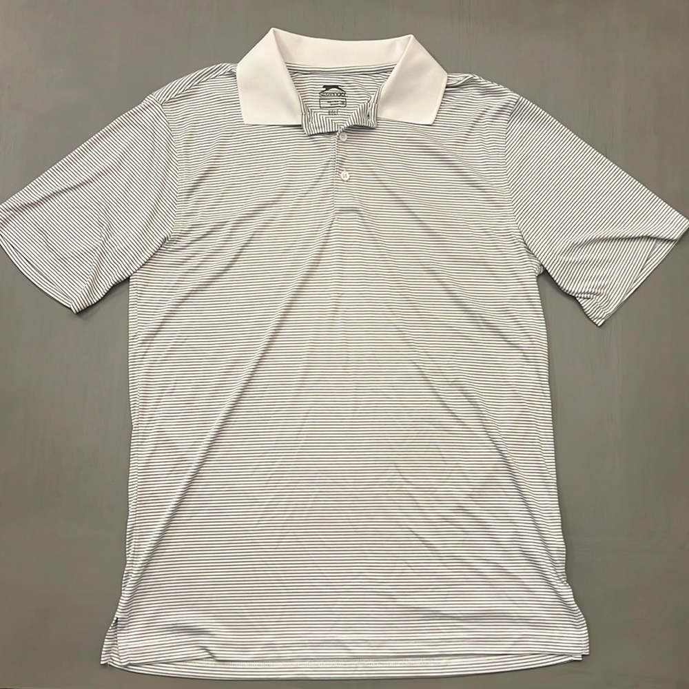 Slazenger short sleeve performance golf polo. Men’s Medium.